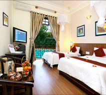 Green Field Hotel & Villas Room