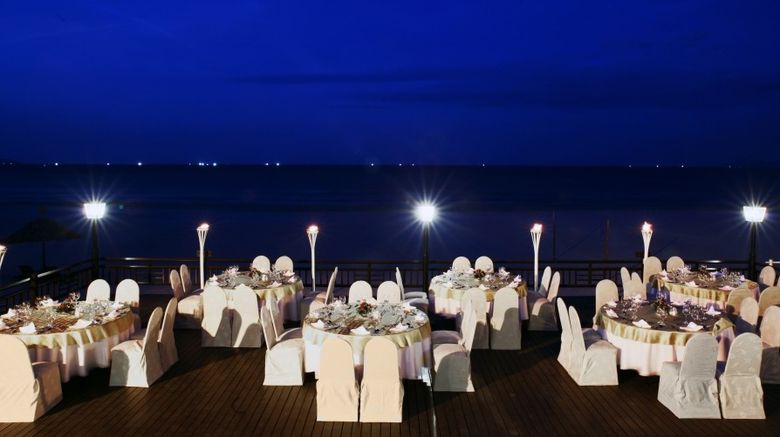<b>Sandy Beach Non Nuoc Resort Da Nang Banquet</b>