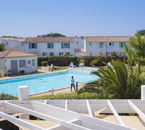 Cote Thalasso Ile De Re Pool