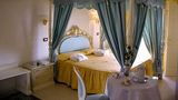 Royal Hotel Suite