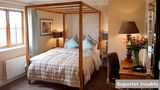 Honest Lawyer Hotel Suite