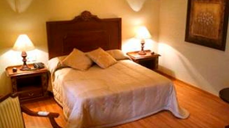 <b>Hotel Morales Historical Room</b>
