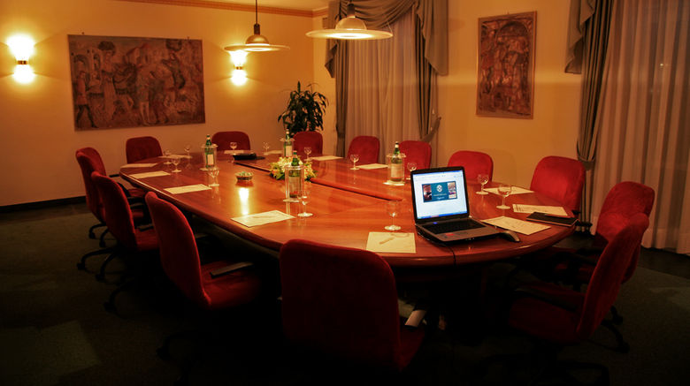 <b>Hotel Orizzonte Acireale Meeting</b> <b>Hotel Orizzonte Acireale Meeting</b>