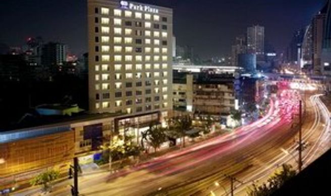 NH Bangkok Asoke Exterior