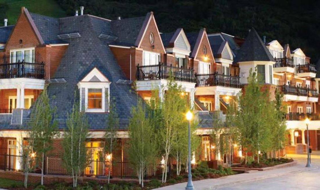 The Aspen Mountain Residences Exterior