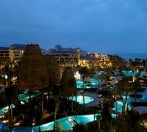 Narada Resort & Spa Pool