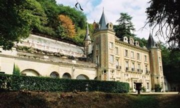 Chateau de Perreux