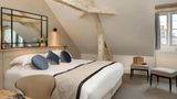 Hotel Le Manoir Les Minimes Room