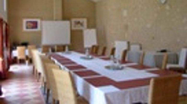 <b>Chateau de Sanse Meeting</b>