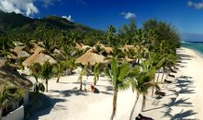 Crown Beach Resort & Spa Exterior