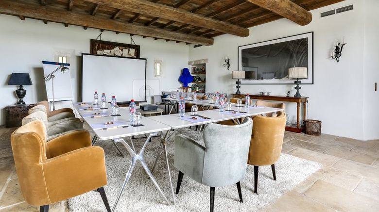 <b>Hameau des Baux Meeting</b>