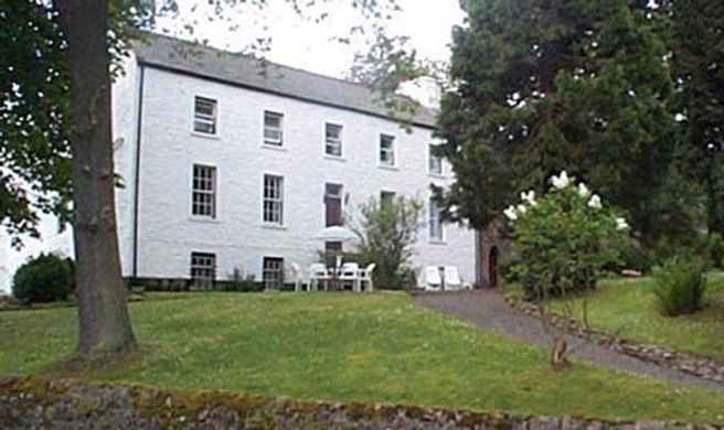 Lowbyer Manor Country House Exterior