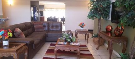 The Rutledge Inn & Suites Lobby