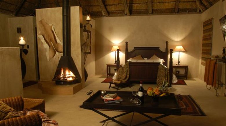 <b>Bukela Game Lodge Room</b>