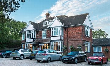 Downsview GuestHouse