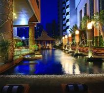 Grand Sukhumvit Hotel Bangkok (by Accor) Pool