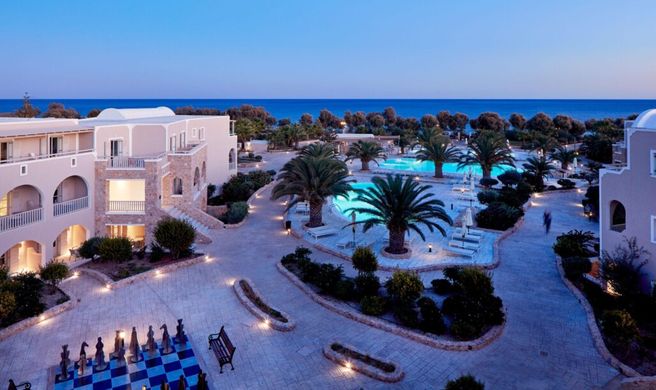 Santo Miramare Resort Exterior
