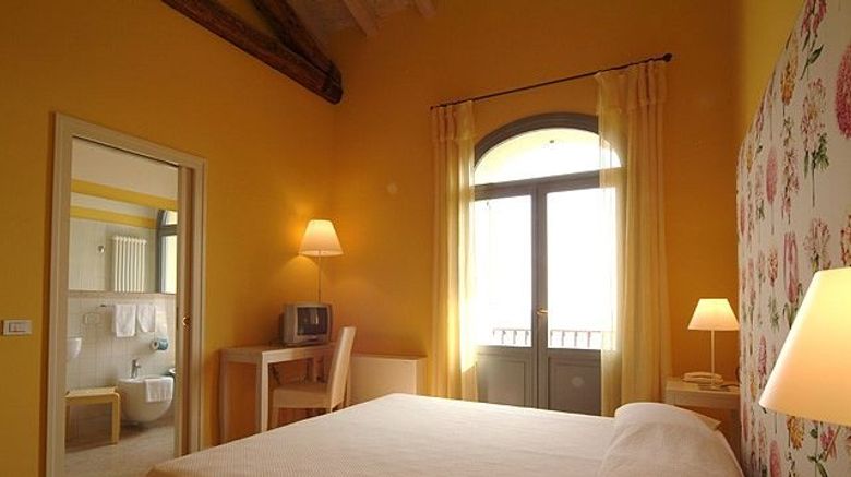 <b>Hotel Locanda La Candola Room</b>