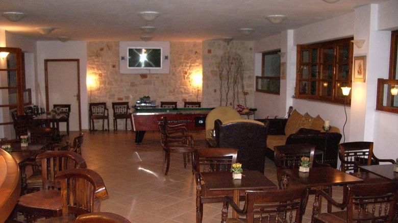 <b>Amazones Village Suites Meeting</b>