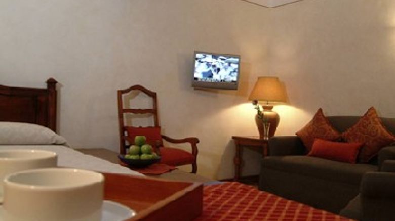<b>La Provincia Hotel & Restaurant Room</b>