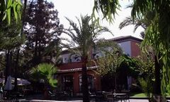 La Racona Hotel
