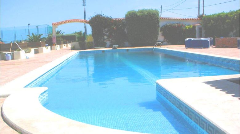 <b>Aparthotel Quinta da Vigia Pool</b>