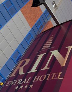RIN Central Hotel