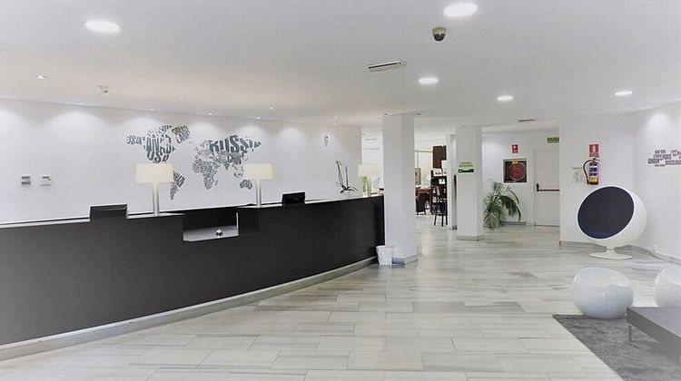 B&B Madrid Pinar de las Rozas Exterior