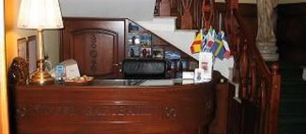 Hotel Garibaldi Lobby