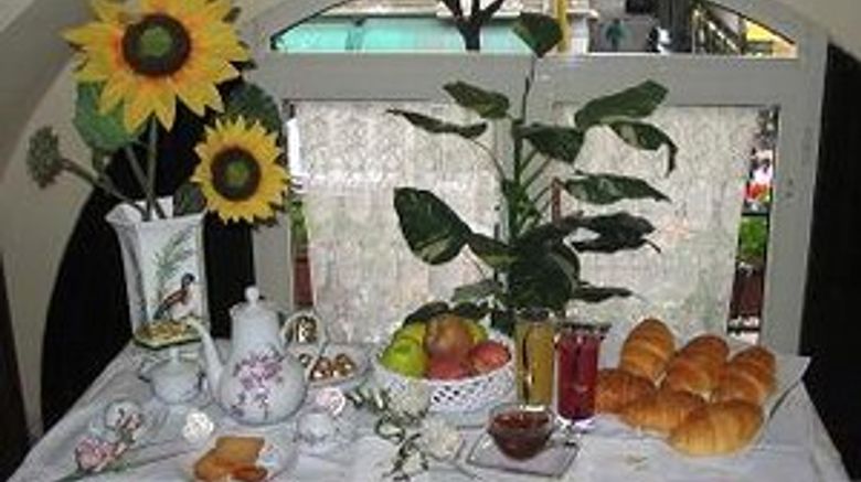<b>Hotel Garibaldi Restaurant</b>