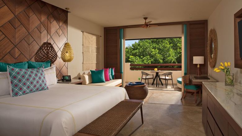 <b>Secrets Maroma Beach Riviera Cancun Suite</b>