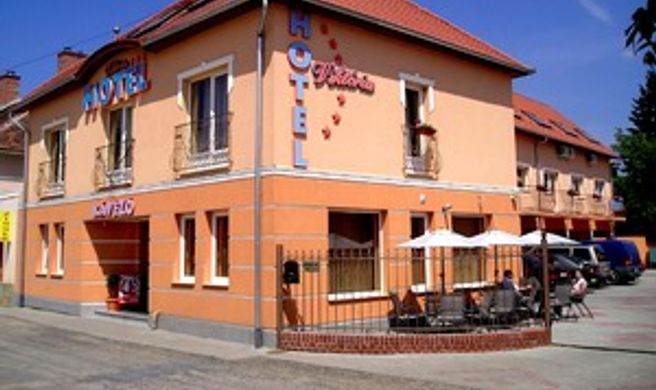 Hotel Viktoria Exterior