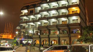 Marble Arch Hotel