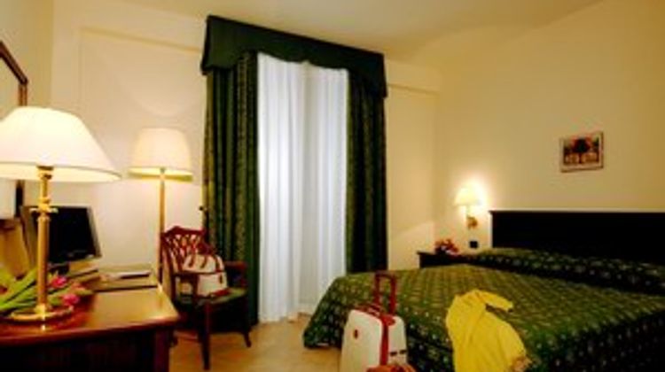 Genoardo Park Hotel Room