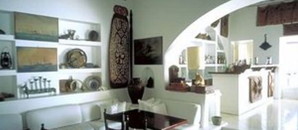 Hotel Raya Lobby
