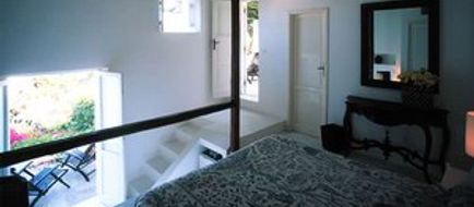 Hotel Raya Suite