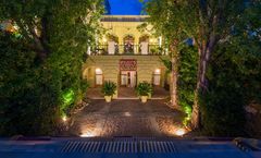 Cavas Wine Lodge