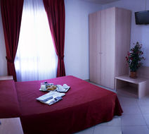 Hotel Pigalle Room