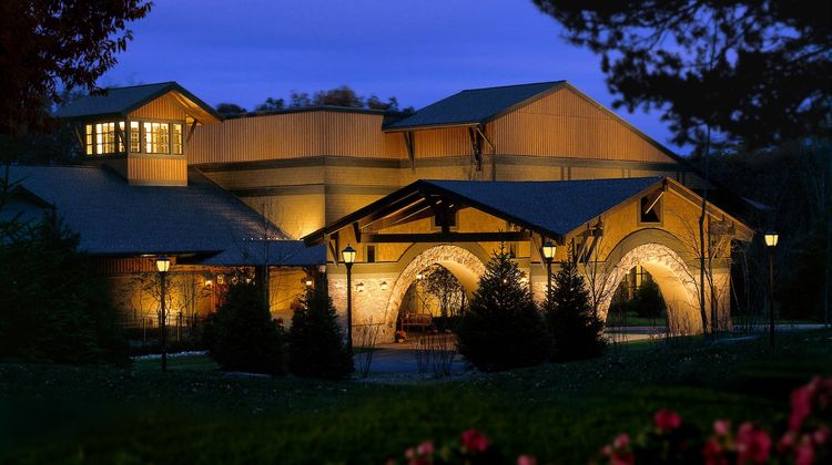 The Lodge at Woodloch Exterior