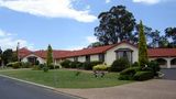 <b>McNevins Warwick Motel Exterior</b>