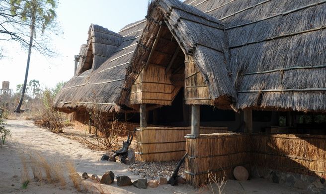 Mwagusi Safari Lodge Exterior