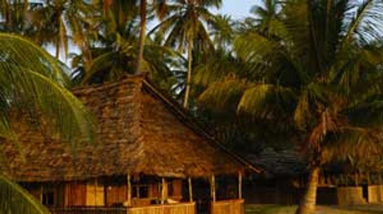 Emayani Beach Lodge Exterior