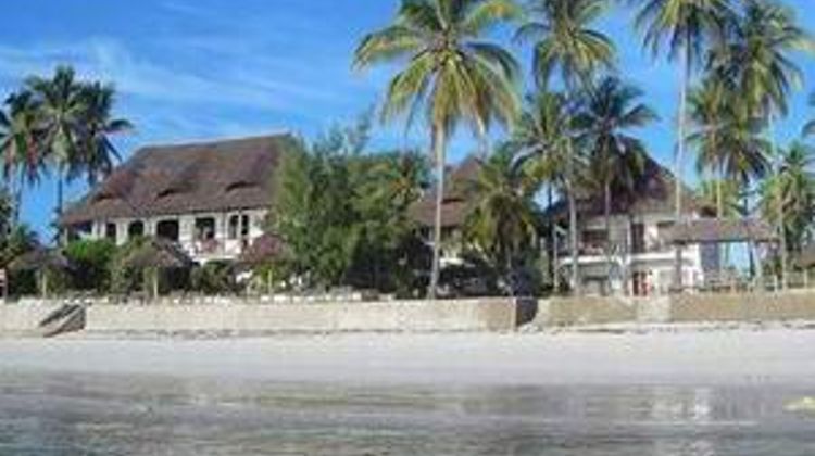 Blue Oyster Hotel Exterior