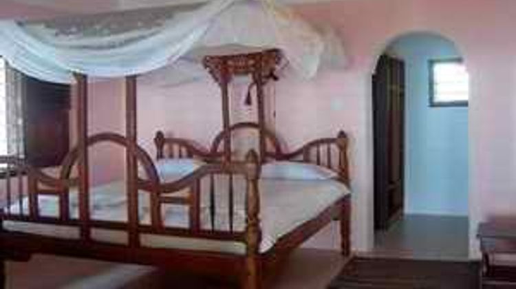 Blue Oyster Hotel Room