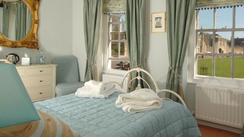 The Ancient Gatehouse Hotel Room
