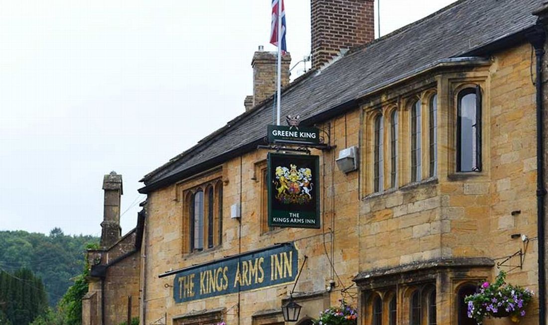 The Kings Arms Inn Exterior