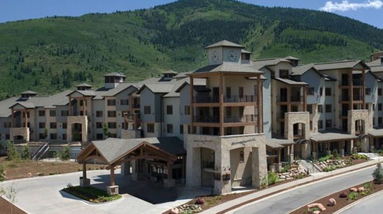 <b>Silverado Lodge Exterior</b>