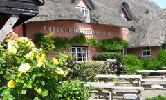 Four Horseshoes