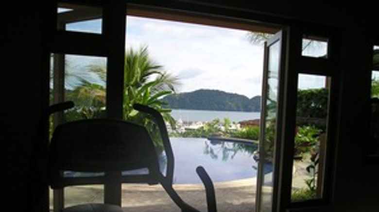 <b>CR Luxury at Los Suenos Resort & Marina Health</b> <b>CR Luxury at Los Suenos Resort & Marina Health</b>
