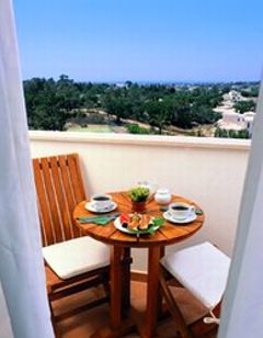 Vale Del Rei Suite & Village Resort